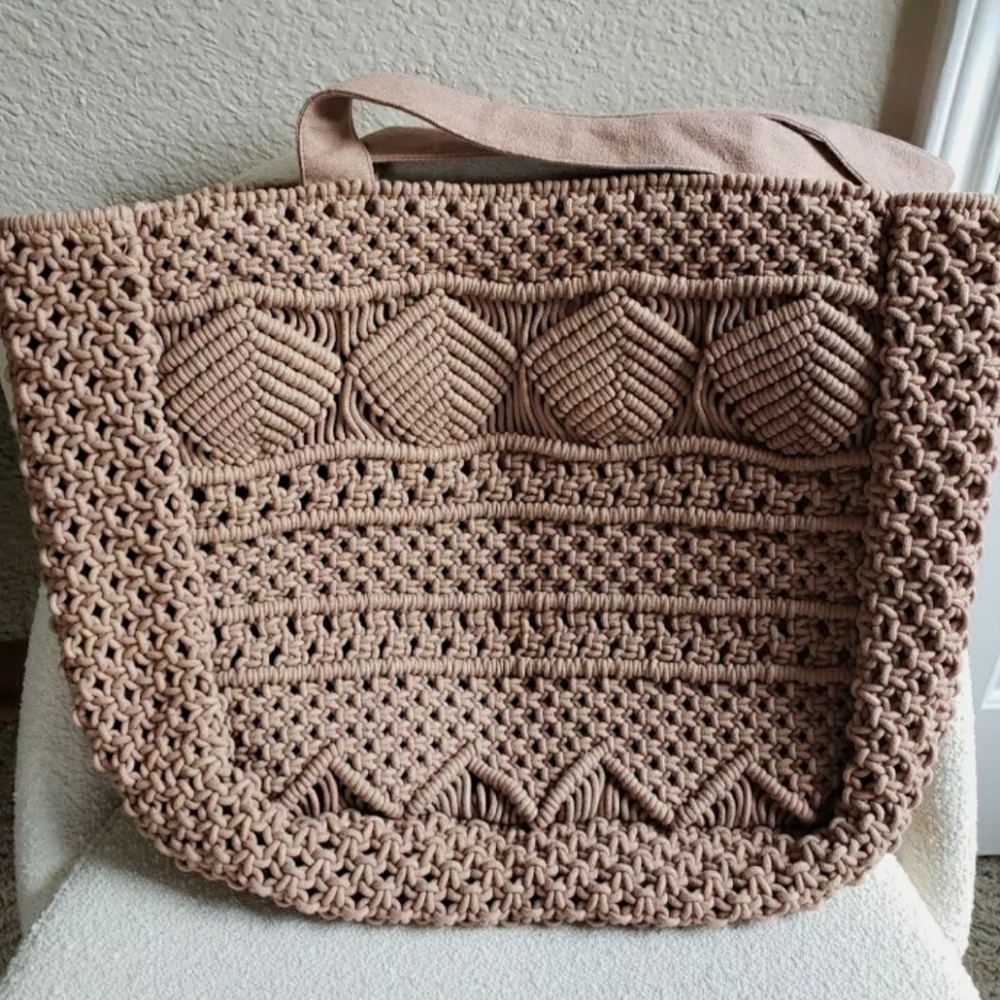 AMUSE SOCIETY Hillside Escape Bag Beach Tote - NWT